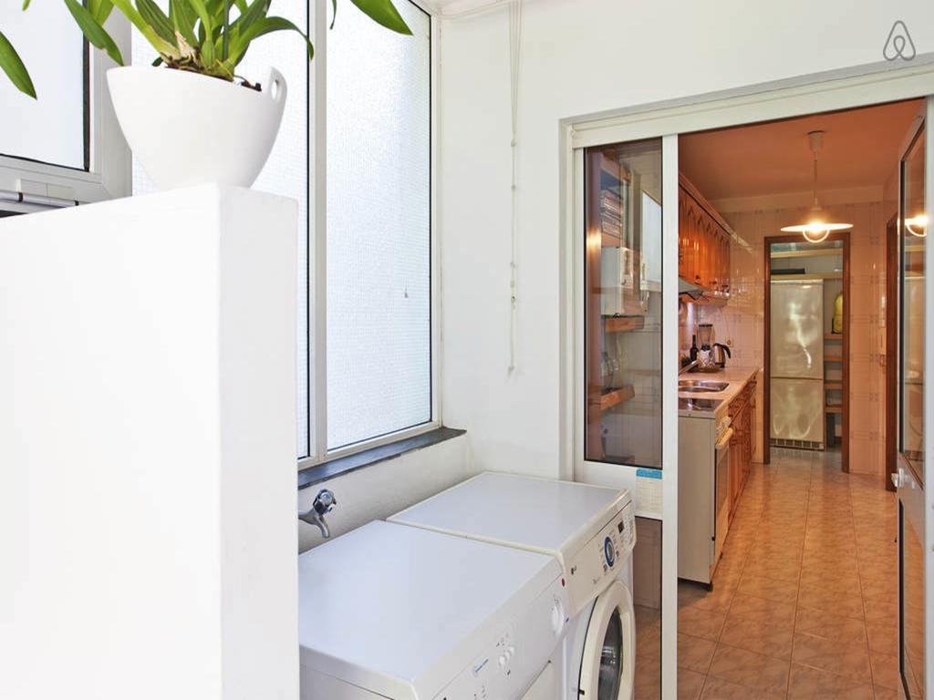 Apartment With Private Garden Porto Luaran gambar
